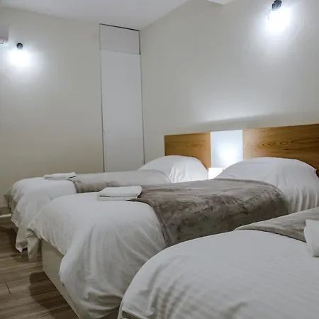 فندق Pllaha كورتشي